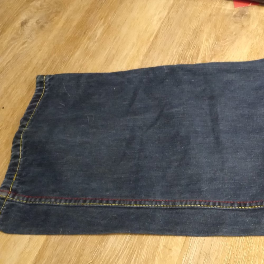 Refuse Jeans - Picture 4 of 4